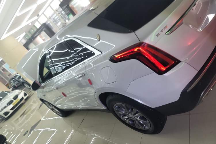 Used Cadillac XT5 2020 28T Luxury Version