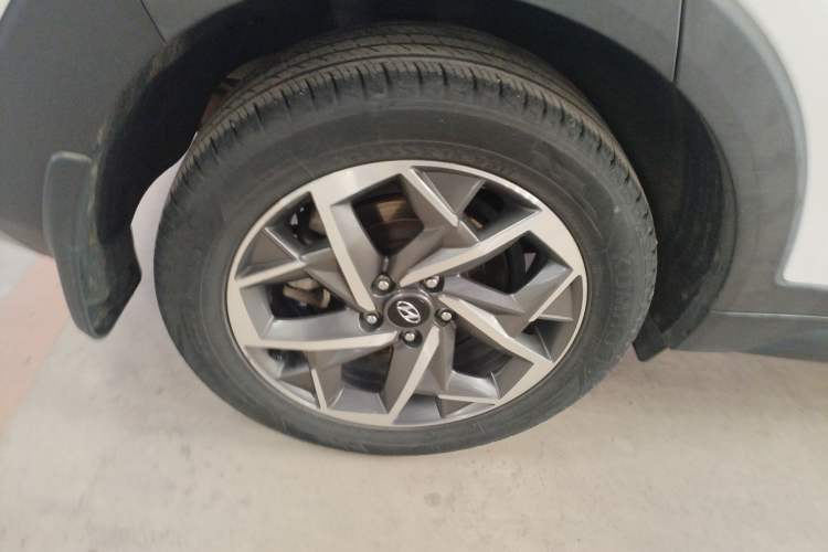Used Hyundai Tucson 2020 280TGDi Two-Wheel-Drive GLS Smart Connectivity Version China VI Standard Right Rear Wheel Hub
