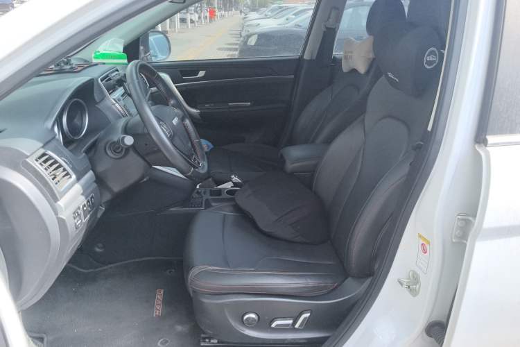 Used Haval H6 2015 Sport Edition 1.5T Automatic Two-Wheel Drive Luxury Model