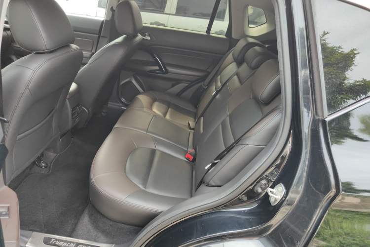 Used GAC Trumpchi GS4 2017 235T Automatic Two-Wheel Drive Luxury Smart Connectivity Version Left Rear Seat