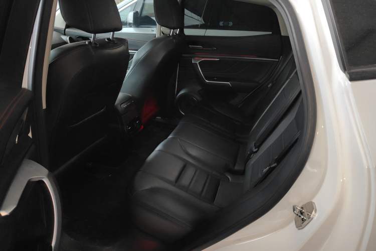 Used Wey VV5 2017 2.0T Ultra-Luxury Version
