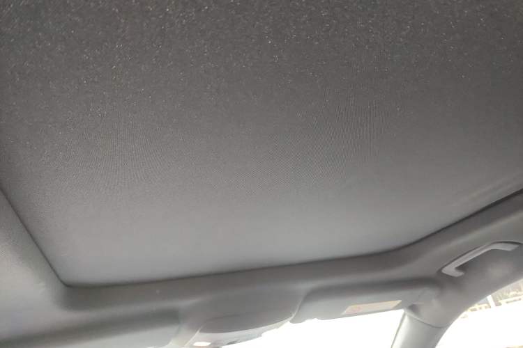 Used Lincoln MKC 2017 2.0T Two-Wheel-Drive Luxury Edition Headliner