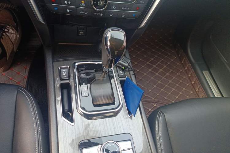 Used Venucia T90 2017 2.0L CVT Leading Edition