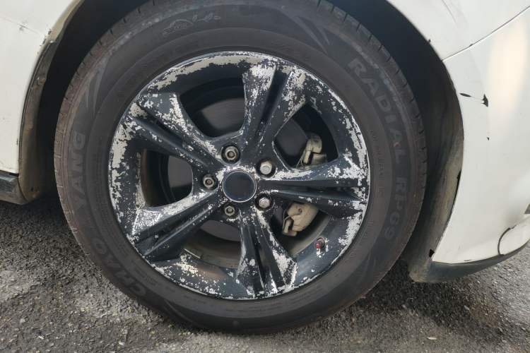 Used Ford Focus 2012 Hatchback 1.6L Automatic Fashion Edition Right Front Wheel Hub