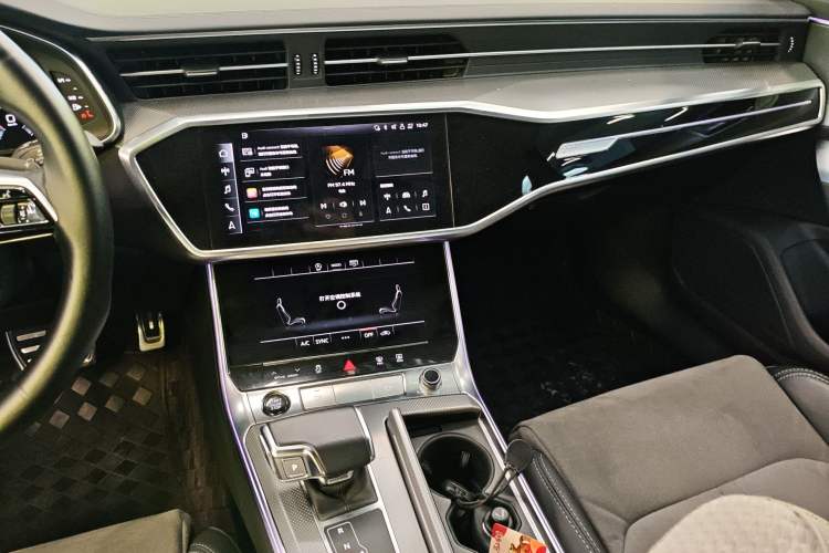 Used Audi A6L 2023 40 TFSI Luxury Dynamic Model
