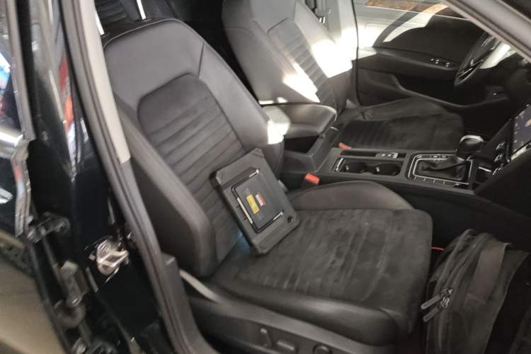 Used Volkswagen Magotan 2018 330TSI DSG Luxury Model