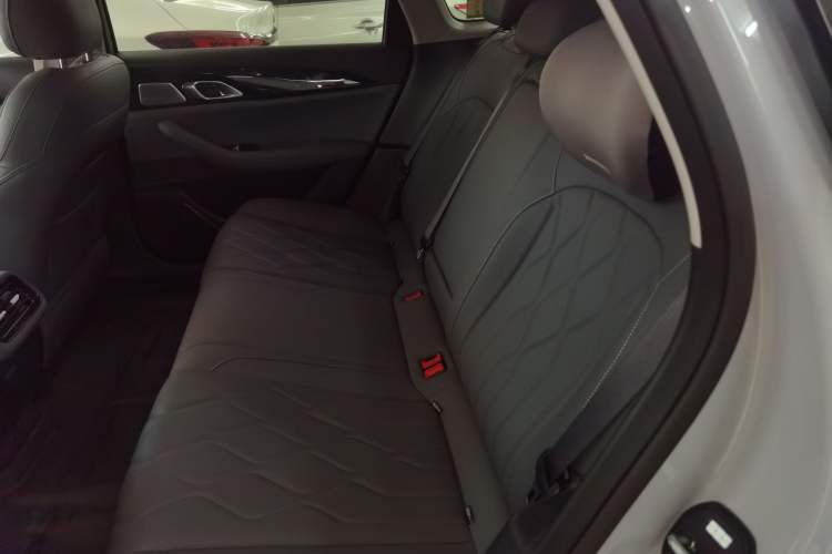 Used Geely Galaxy A7 2025 Model EM-i 150km Exploration+ Edition Left Rear Seat