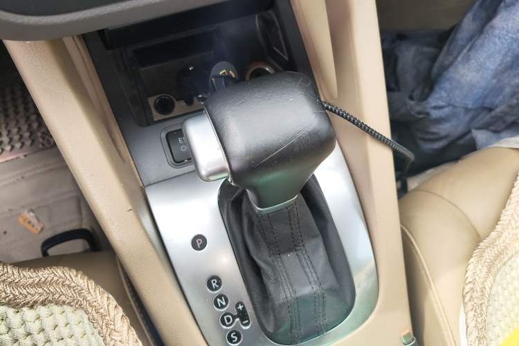 Used Volkswagen Sagitar 2006 1.6L Automatic Fashion Model
