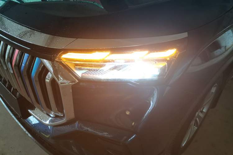 Used Geely Auto Haoyue L 2023 2.0T DCT Prestige Edition
