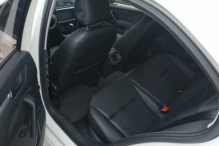 Used Volkswagen Lamando 2017 230TSI DSG Fashion Edition