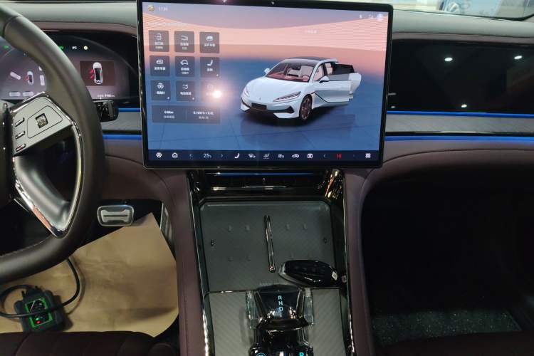 Used Denza Z9GT 2024 1100 Four-Wheel Drive Max Edition Audio And AC Panel