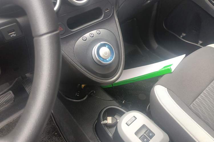 Used ORA Black Cat 2021 301km Cute Pet Edition Gear Lever