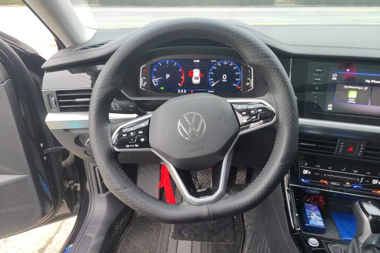 Used Volkswagen Passat 2024 380TSI Starry Dragon Edition
