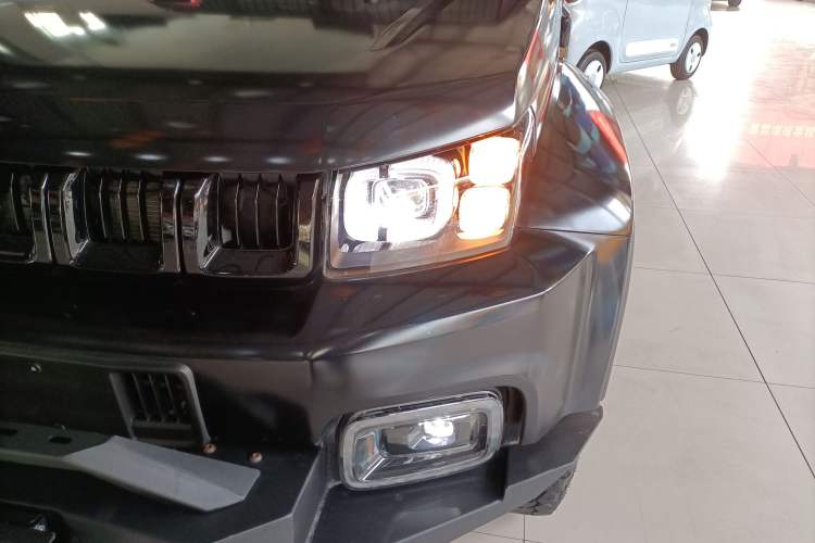 Used BAIC Off-Road BJ40 2021 2.0D Automatic Four-Wheel Drive Blade Hero Edition Adventurer Type