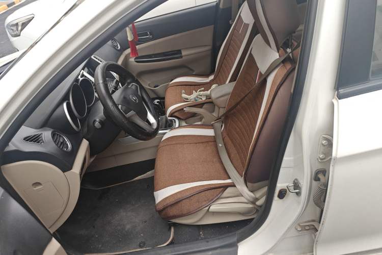 Used Changan Eado 2014 1.6L Manual Elite Version