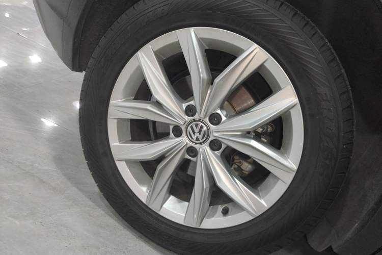 Used Volkswagen Tiguan 2017 330TSI All-Wheel-Drive Innovation Model
