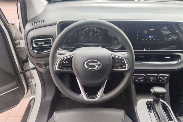 Used GAC Trumpchi GS3 2021 POWER 270T Automatic Luxury Edition Steering Wheel