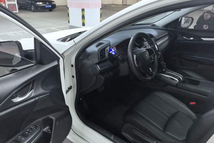 Used Honda Civic 2016 180TURBO CVT Comfort Version