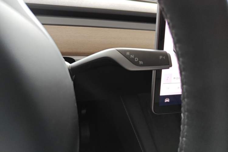 Used Tesla Model Y 2021 Long-Range All-Wheel-Drive Version Gear Lever