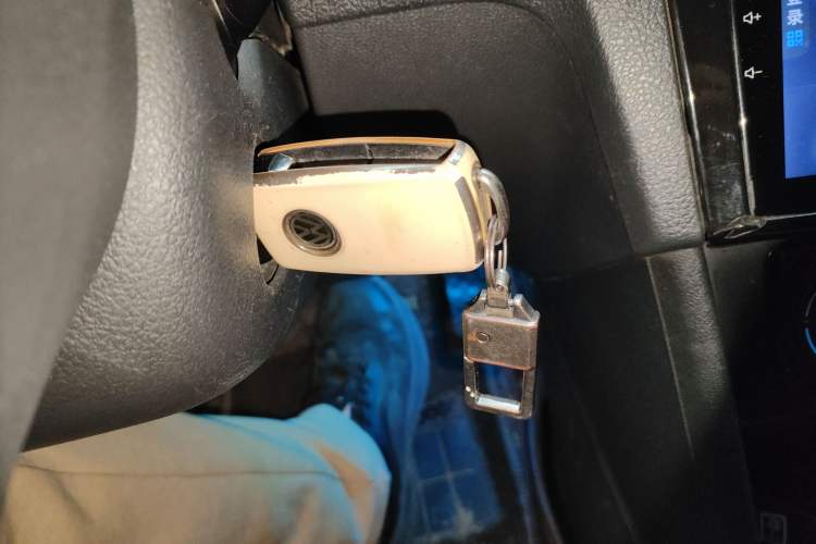 Used Volkswagen Santana 2013 1.6L Automatic Fashion Edition
