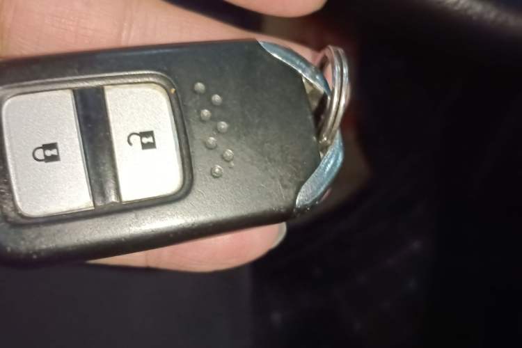 Used Honda Vezel 2015 1.8L CVT 2WD Luxury Model