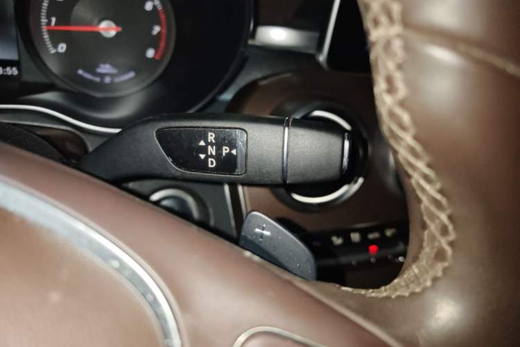 Used Mercedes-Benz GLC 2019 Refreshed GLC 300 L 4MATIC Dynamic Edition