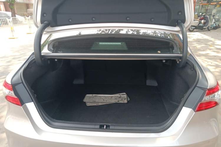 Used Toyota Camry 2022 2.0GVP Premier Edition