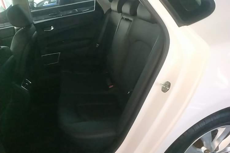 Used Kia K5 2016 1.6T Automatic LUX