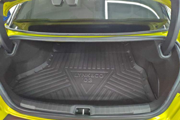 Used Lynk & Co 03 2020 03+ 2.0TD Automatic Wind-Chasing Edition