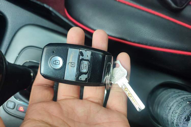 Used Kia K3S 2014 1.6L Automatic GLS Vehicle Key
