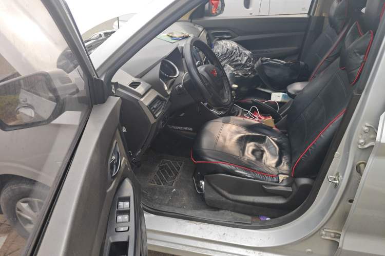 Used Wuling Hongguang 2021 1.5L Revised S Standard Version with Electric Power Steering LAR