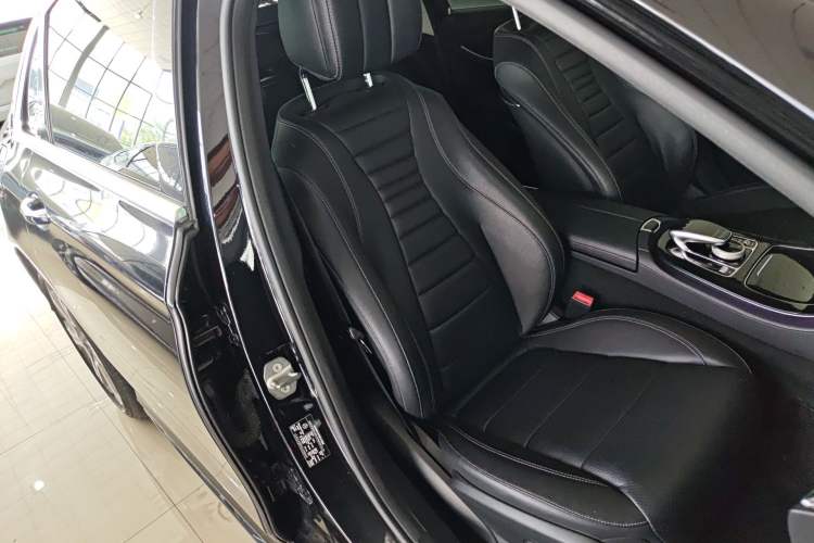 Used Mercedes-Benz E-Class 2016 E 300 L Sporty and Stylish Model