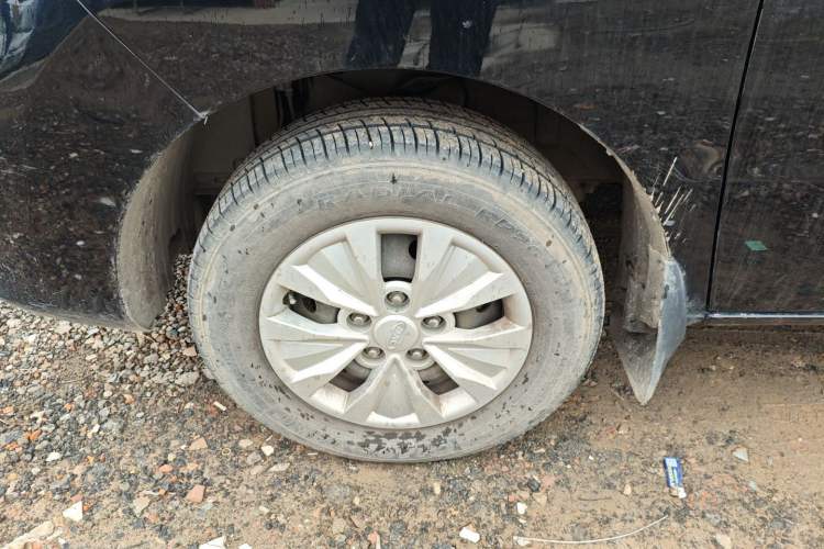 Used JAC Refine M3 2021 IKEA High-Power Edition 1.5T Luxury Model Left Front Wheel Hub