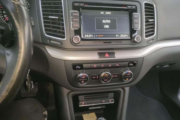 Used Volkswagen Sharan 2014 2.0 TSI Standard Model