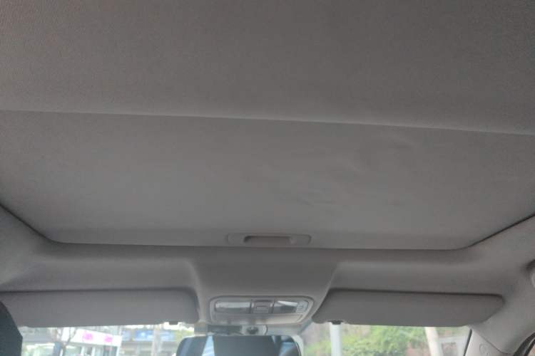 Used CHANGAN CS75 2014 1.8T Automatic Elite Model China IV Standard
