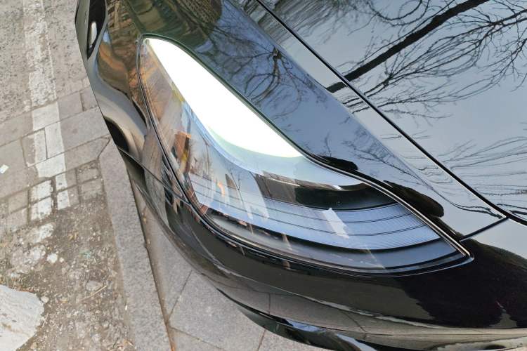 Used Tesla Model 3 2022 Rear-Wheel-Drive Version Right Front Headlight