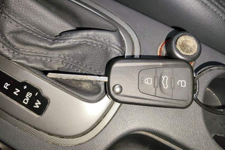 Used Roewe 350 2014 1.5L Automatic Xunyue Version Vehicle Key