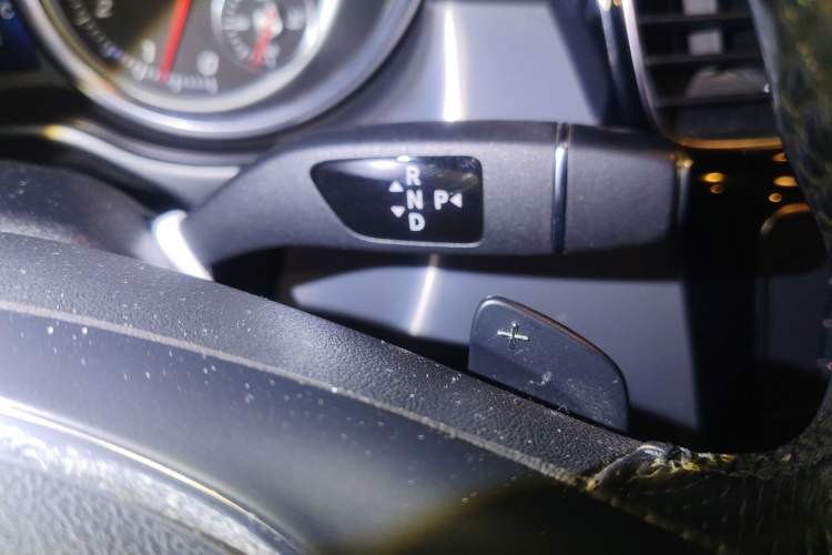 Used Mercedes-Benz GLE Coupe 2015 GLE 320 4MATIC Coupe SUV Gear Lever