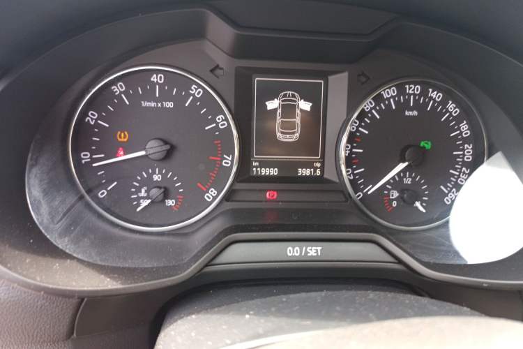 Used Skoda Octavia 2017 1.6L Automatic Smart Drive Edition