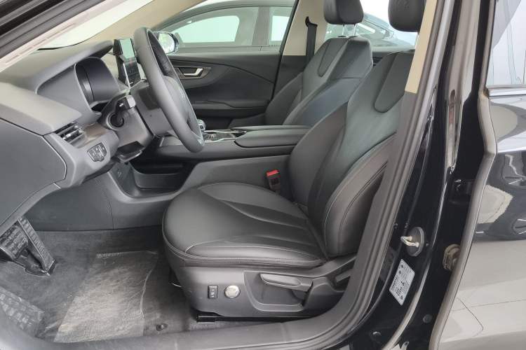 Used Hongqi E-QM5 2023 Revised Version Basic Travel Edition