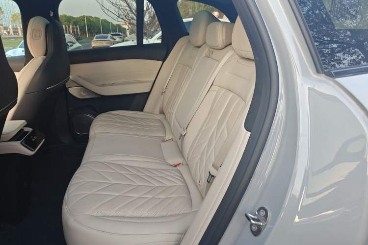 Used Nio ES6 2025 75 kWh
