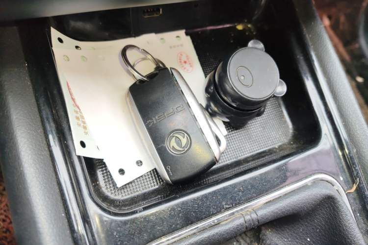 Used Dongfeng Fengon 580 2016 1.5T Manual Luxury Edition