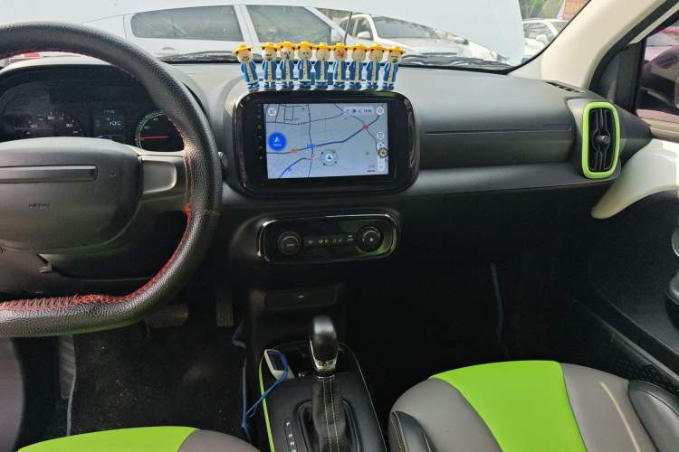 Used Roewe Clever 2021 302 km New Four-Seater Super-Efficient Version
