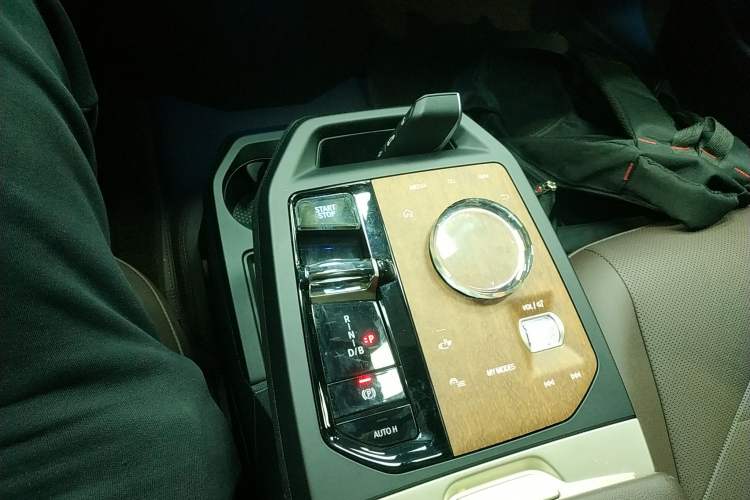 Used BMW iX 2022 xDrive40
