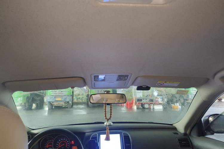 Used Nissan Sylphy 2012 Classic 1.6XE Automatic Comfort Edition Headliner