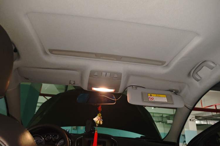 Used Buick Regal 2015 1.6T Fashion Tech Model
