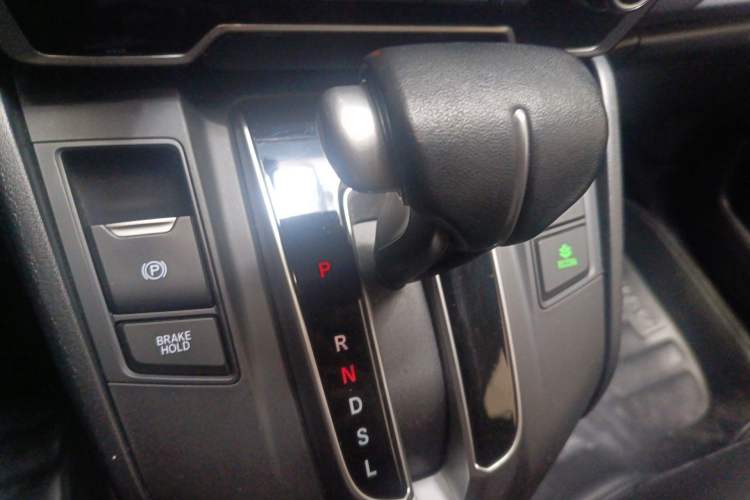 Used Honda CR-V 2019 240TURBO CVT 2WD Fashion Edition China VI Gear Lever