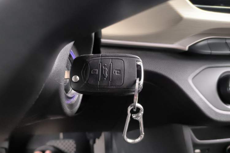 Used Baojun 360 2019 1.5L CVT Elite Version China VI Interior 1