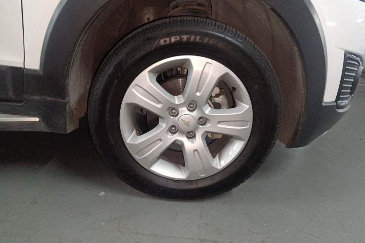 Used Chevrolet Captiva 2017 2.4L Two-Wheel Drive Luxury Edition 7 Seats
