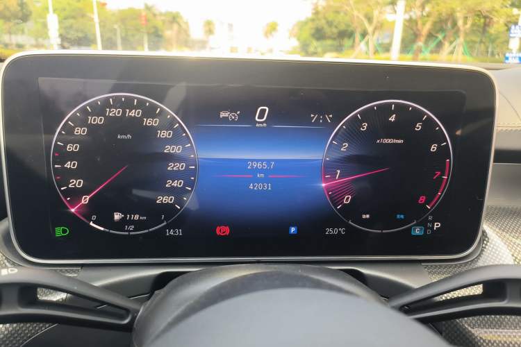 Used Mercedes-Benz C-Class 2023 Restyled C 260 L Sport Edition Instrument Cluster